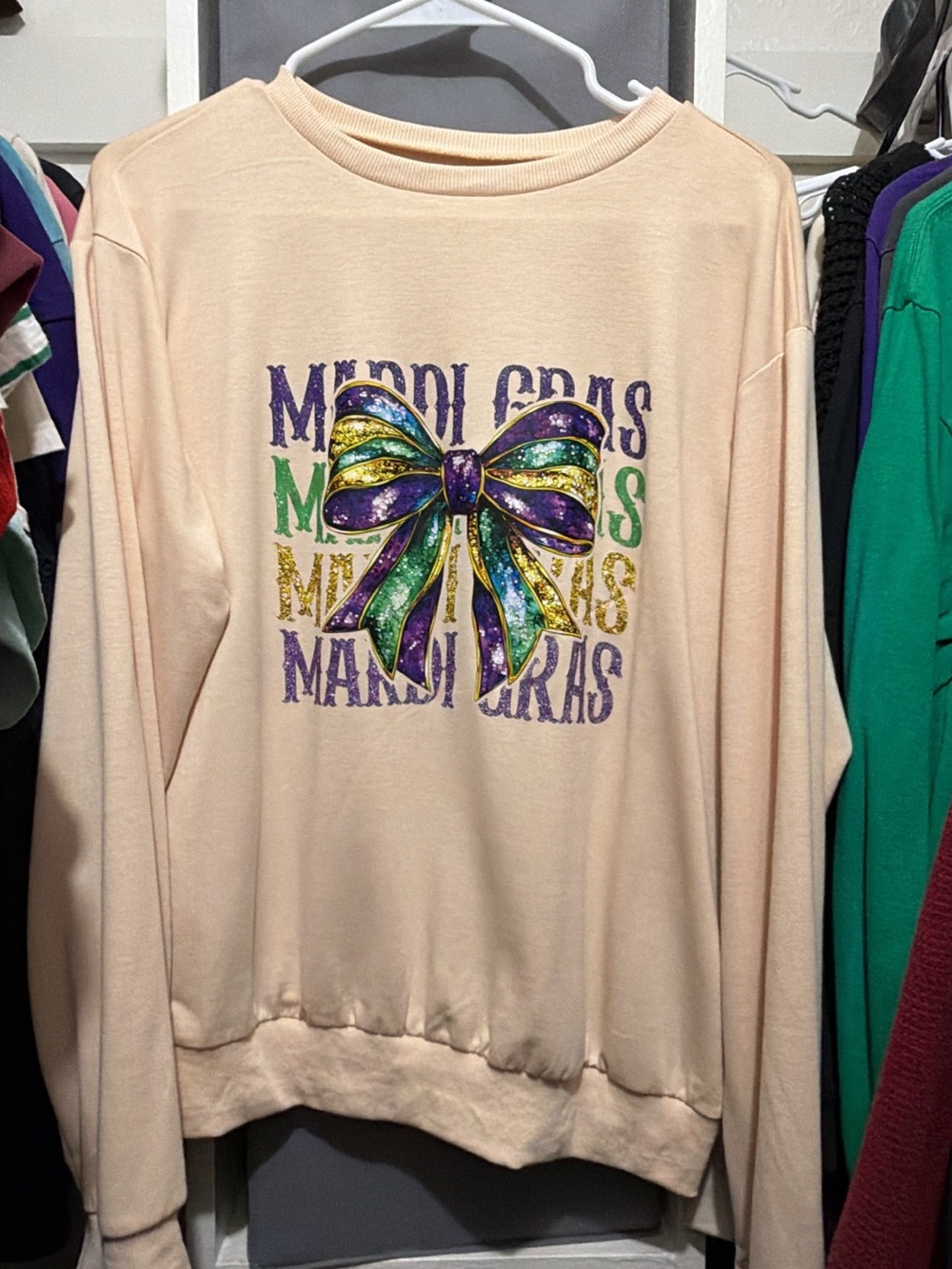 Cream Long-Sleeve Mardi Gras Graphic Sweatshirt